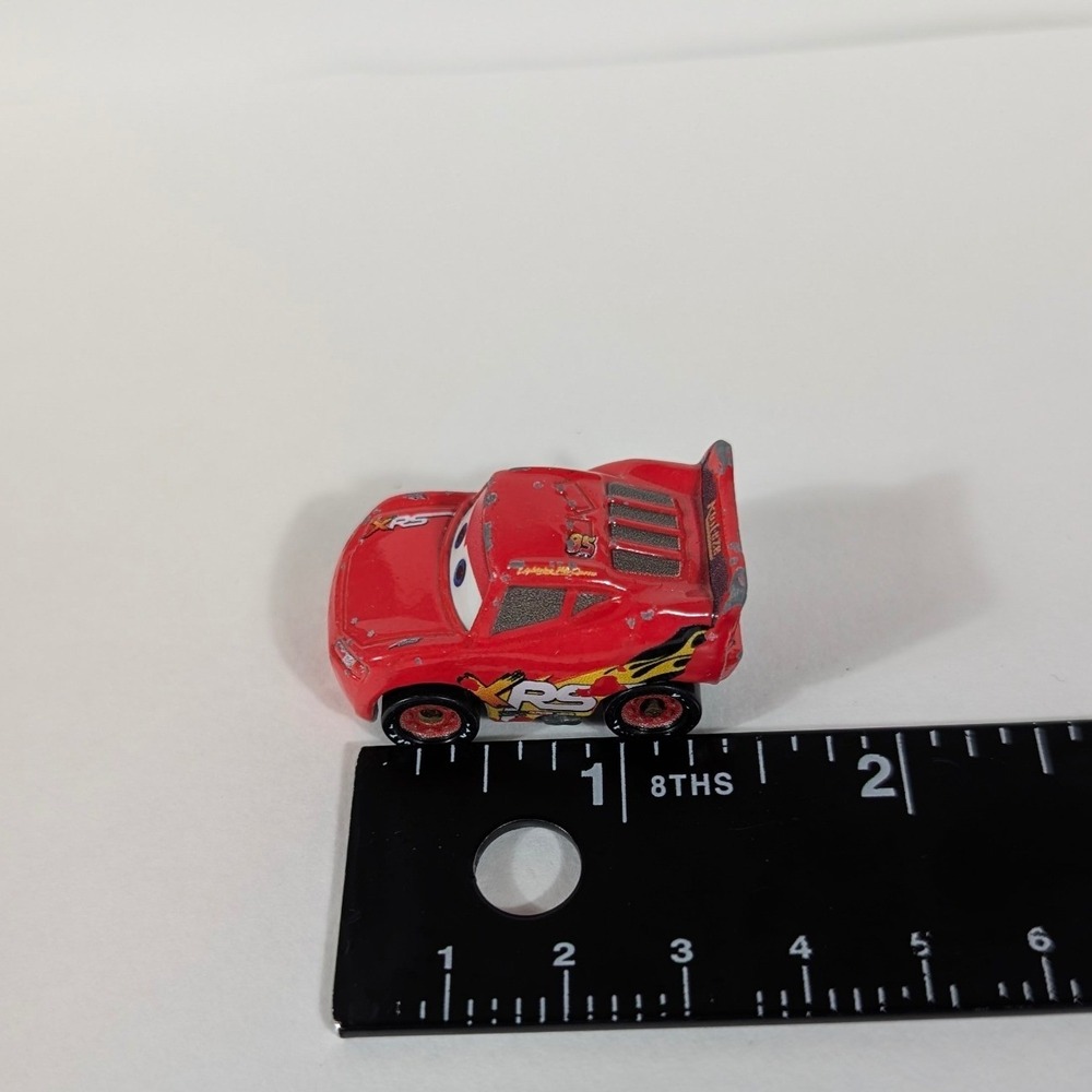 Disney Pixar Cars XRS Rocket Racing Lightning McQueen Mini Racer Red Mattel 2016